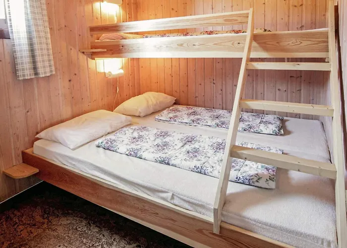4 Person In * Risør